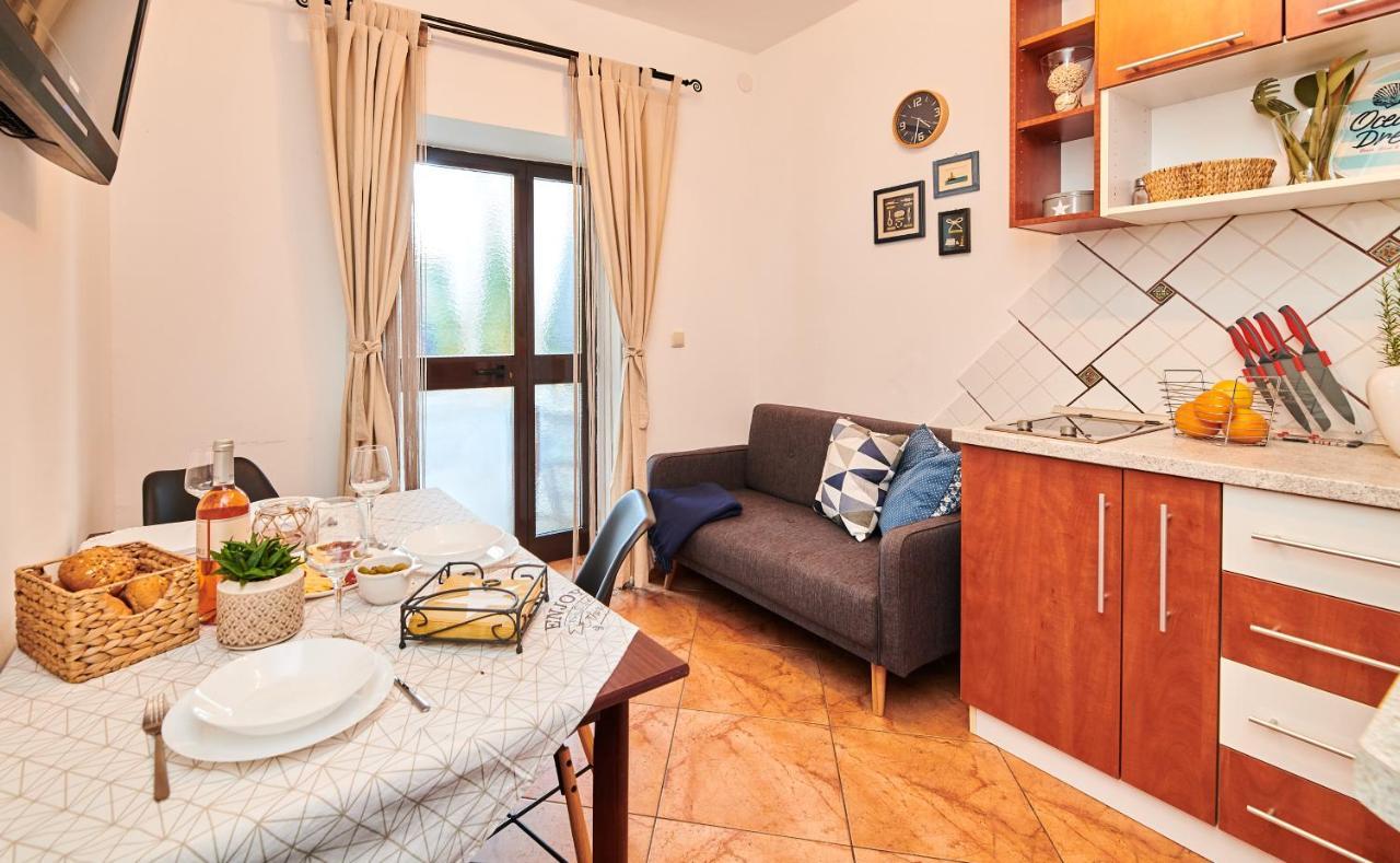 Apartments Noa أوماغ المظهر الخارجي الصورة