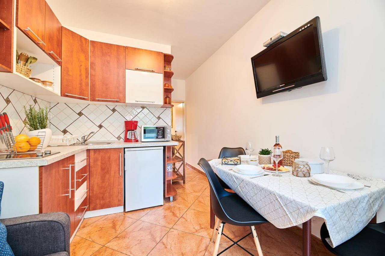 Apartments Noa أوماغ المظهر الخارجي الصورة